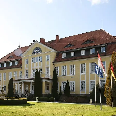 호텔 Parkhotel Schloss Wulkow 불코우