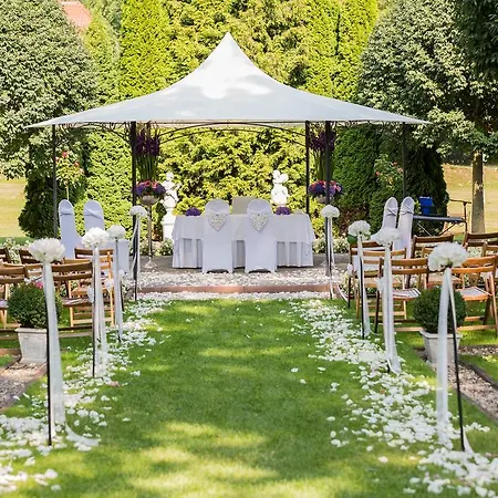 호텔 Parkhotel Schloss Wulkow