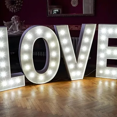 Parkhotel Schloss Wulkow 불코우