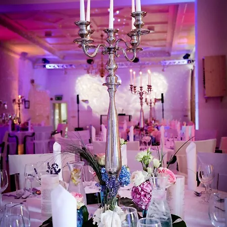 Parkhotel Schloss Wulkow 불코우