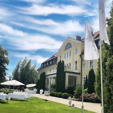 호텔 Parkhotel Schloss Wulkow