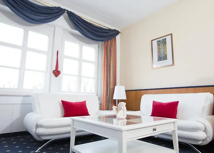 Parkhotel Schloss Wulkow 4*