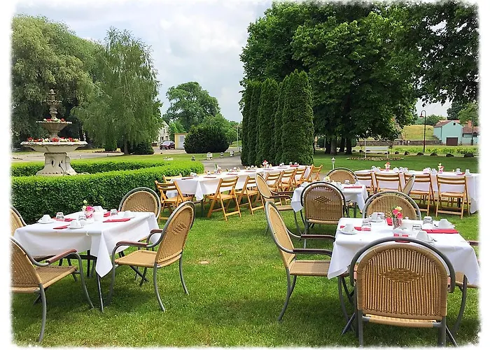 Parkhotel Schloss Wulkow 4*